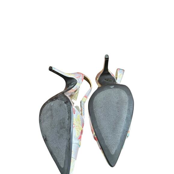 J Renee Women’s 7.5 Floral orientalJacquard Slingback Pointed Toe Heels New - Picture 7 of 8